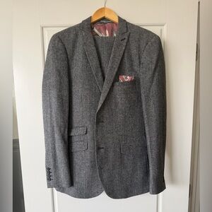 Paisley & Gray Charcoal Blazer with Pink Accents
